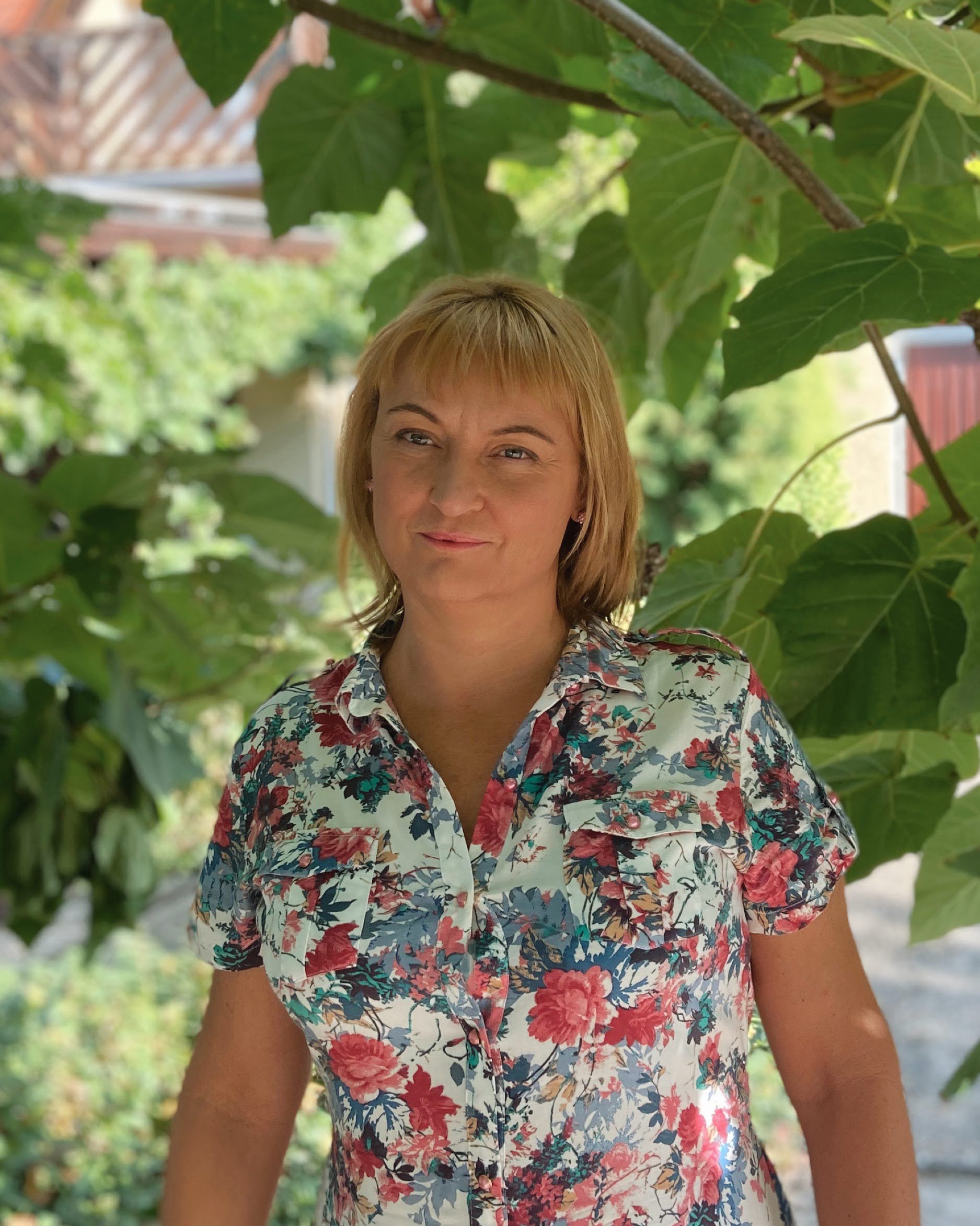 Varga Mónika<br />
Beírás felnőtteknek